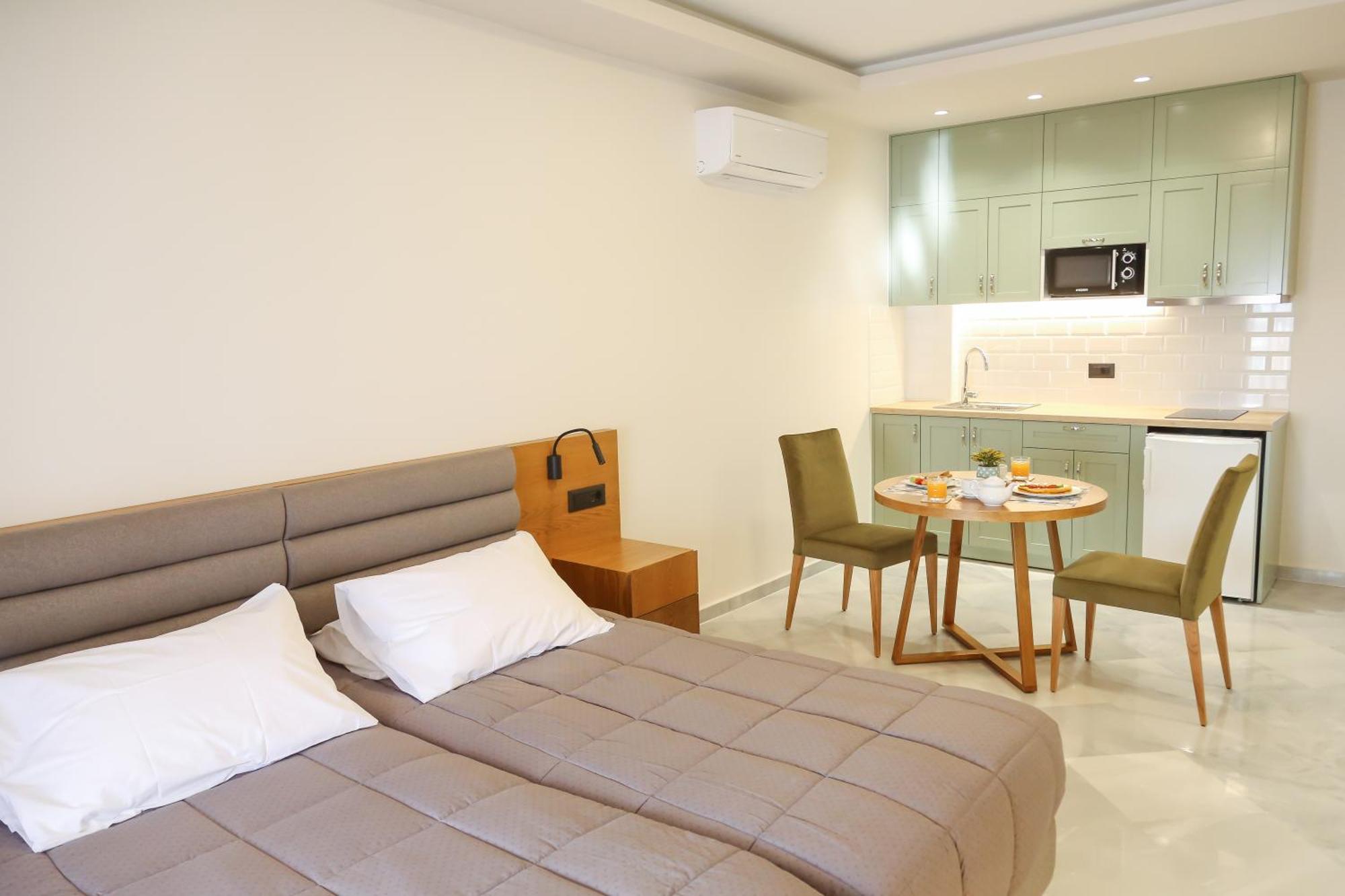 Heaven Apartments Agia Marina Dış mekan fotoğraf