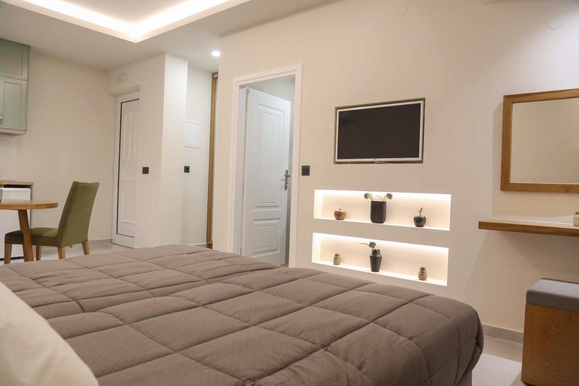 Heaven Apartments Agia Marina Dış mekan fotoğraf