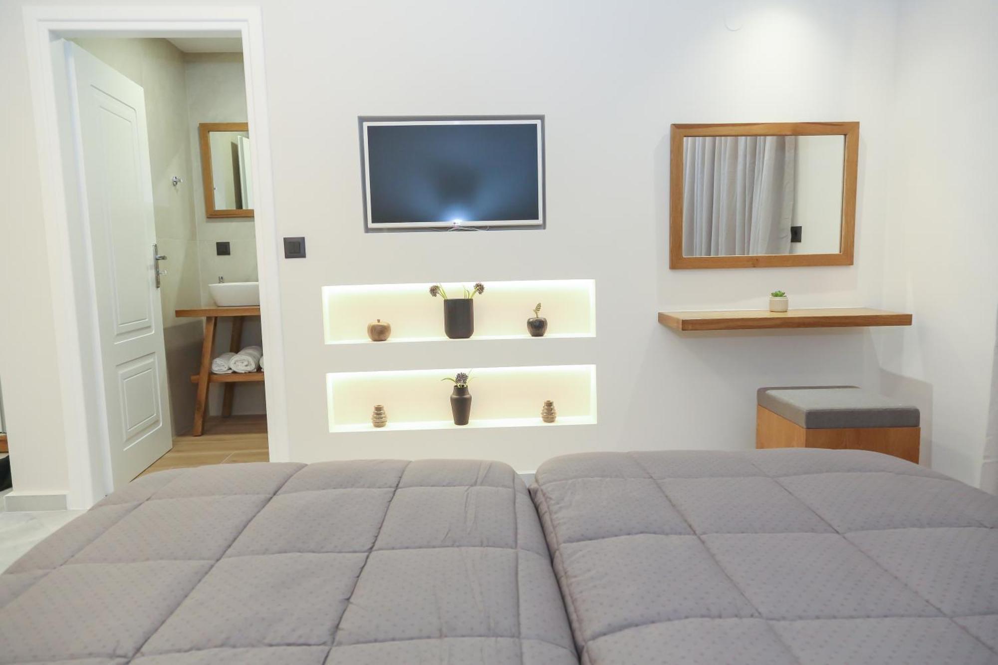 Heaven Apartments Agia Marina Dış mekan fotoğraf