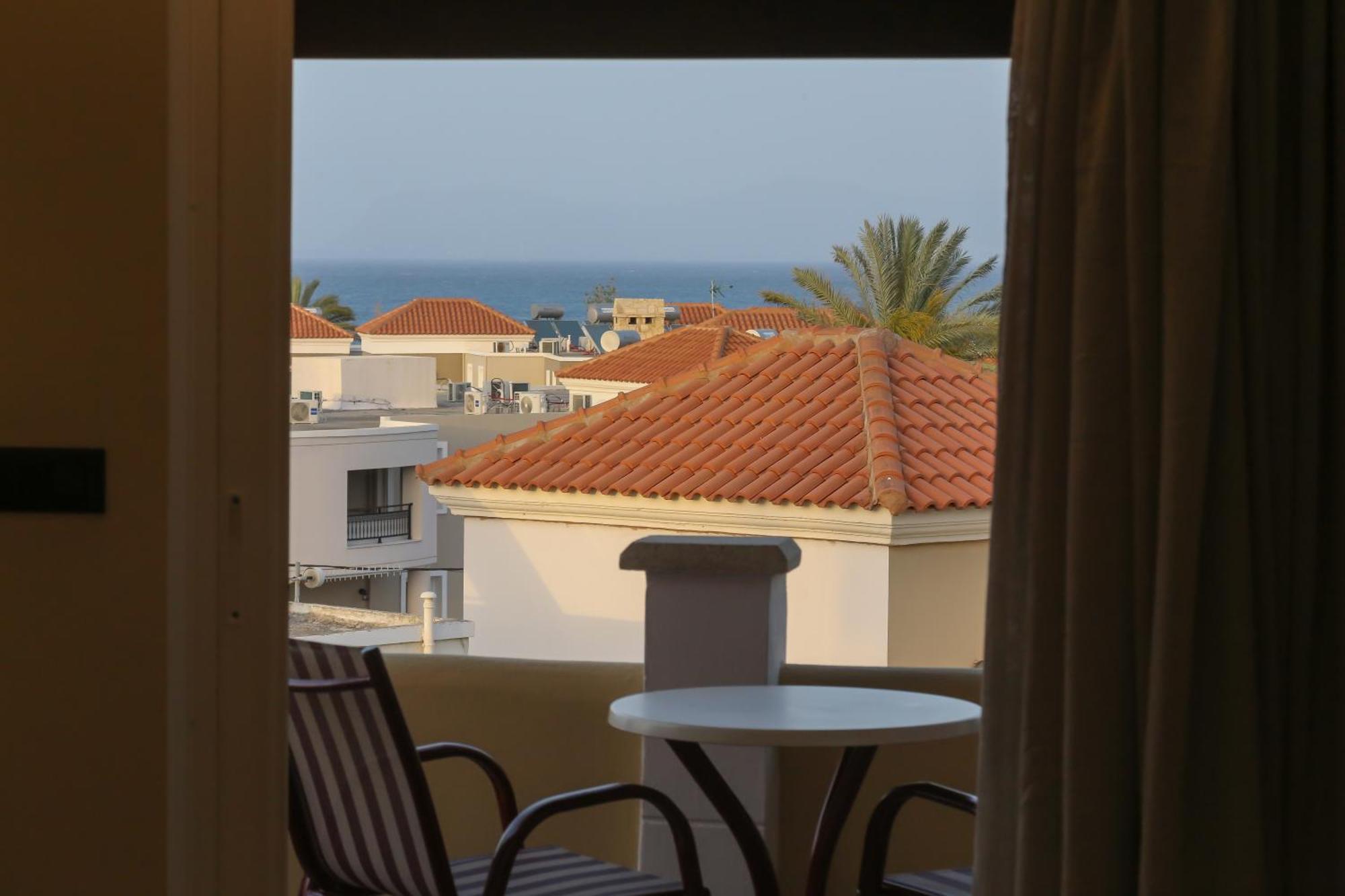 Heaven Apartments Agia Marina Dış mekan fotoğraf