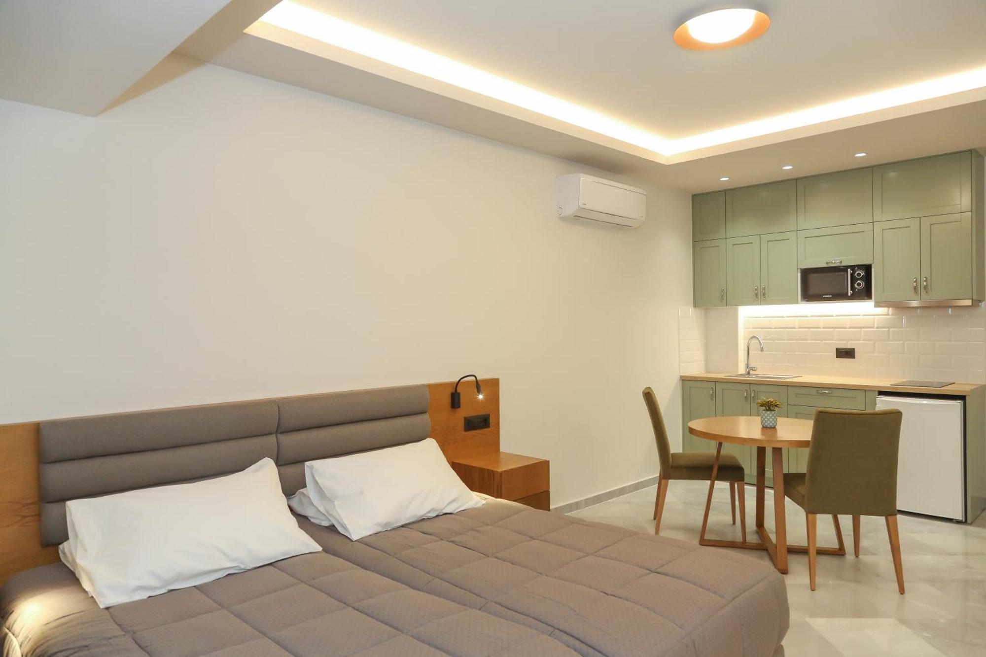 Heaven Apartments Agia Marina Dış mekan fotoğraf