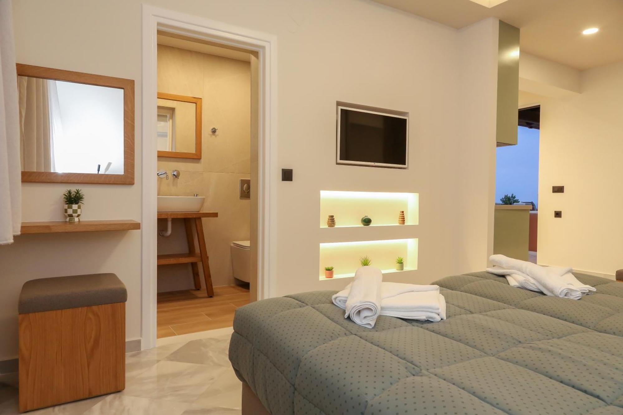Heaven Apartments Agia Marina Dış mekan fotoğraf